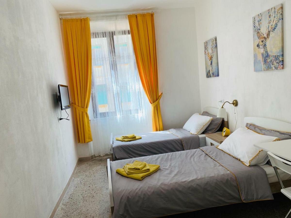 Station & Airport Hotel Pisa Buitenkant foto