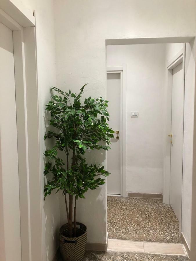 Station & Airport Hotel Pisa Buitenkant foto